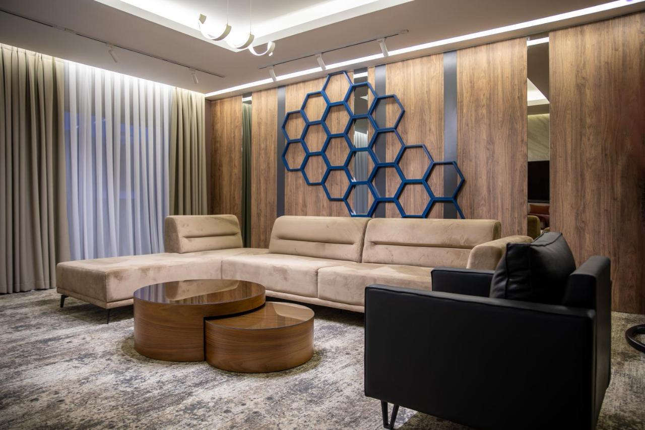 Palace Hotel & Spa Kosovska Mitrovica Luaran gambar